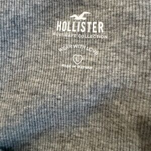 Hollister Ribbed Gray Crewneck Sweater